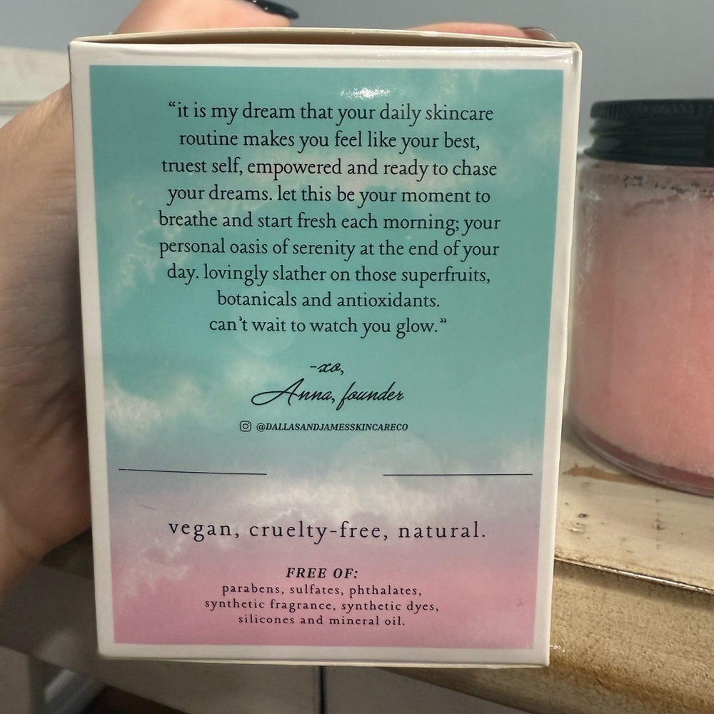 NIB Dallas & James Skincare Co. Watermelon Dream Saltwater Scrub - Picture 5 of 6